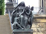 128530_D-DresdenZentrumSculpture_Fz300.jpg