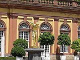 129567_D-WeilburgSchlossgartenStatueDoree_Fz300_1024px.jpg